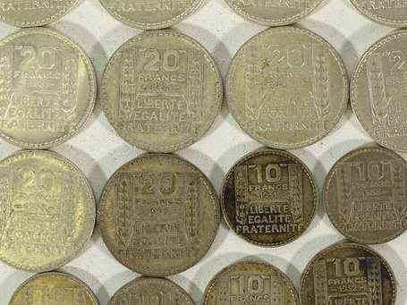 Lot de 10 pièces de 20 francs Turin + 6 de 10 