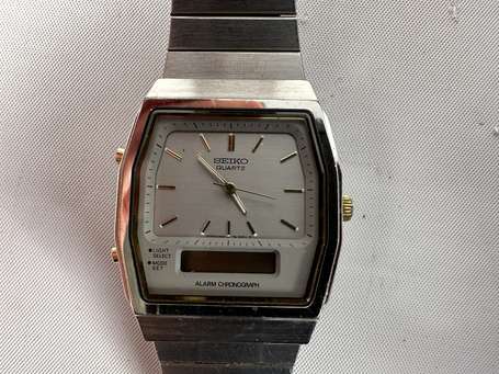 Montre bracelet Seiko en acier années 1980.